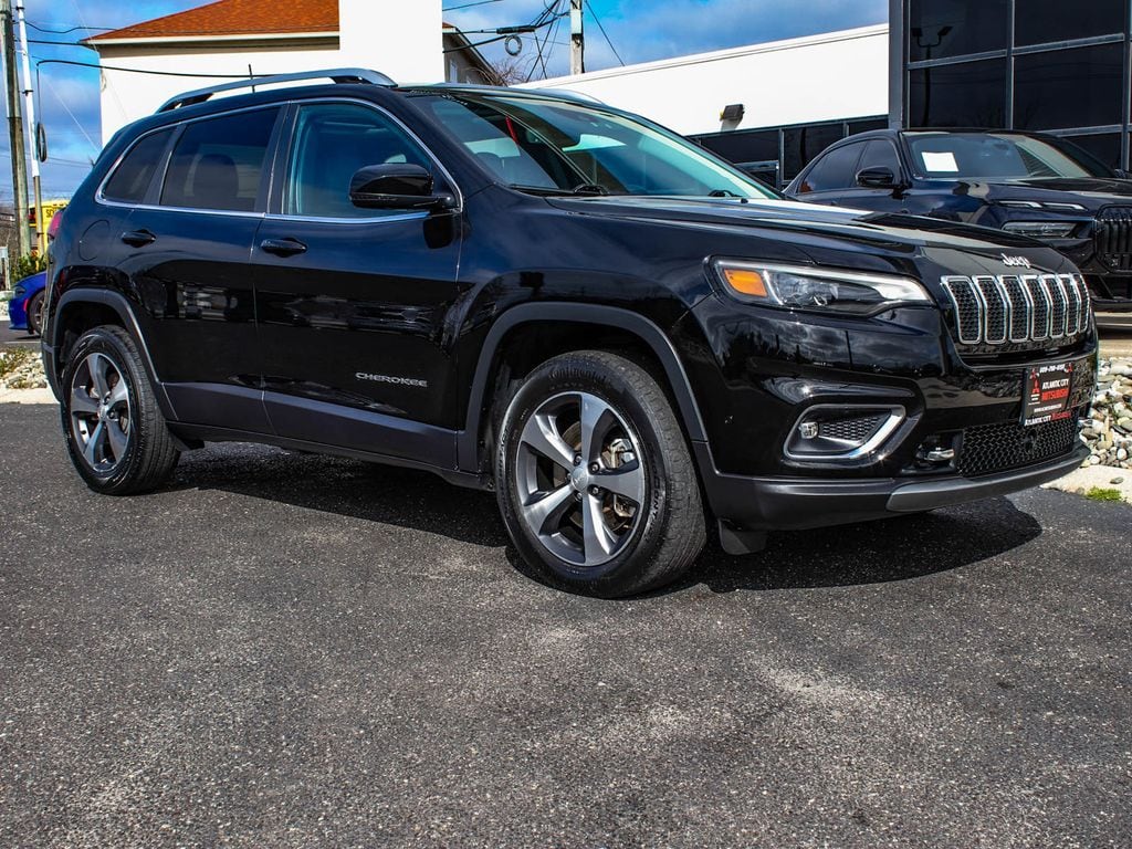 Used 2021 Jeep Cherokee Limited SUV