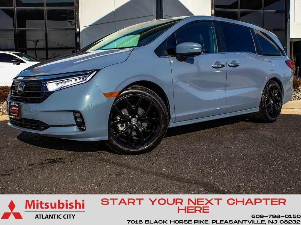 2023 Honda Odyssey Touring's photo