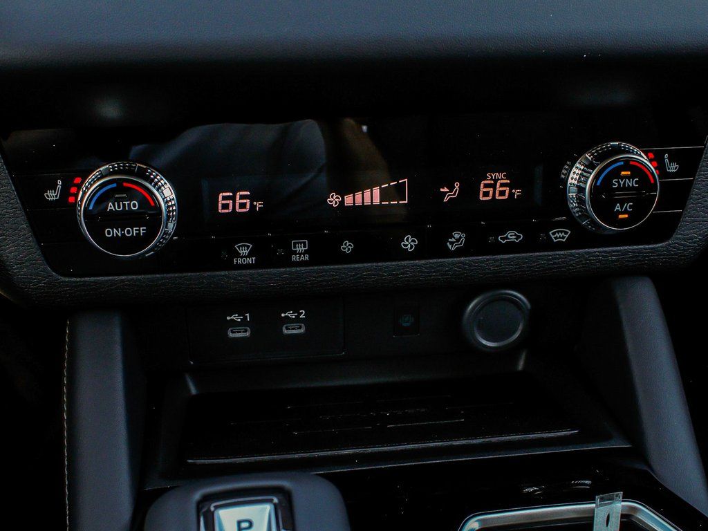 2025 Mitsubishi Outlander SE - Photo 22