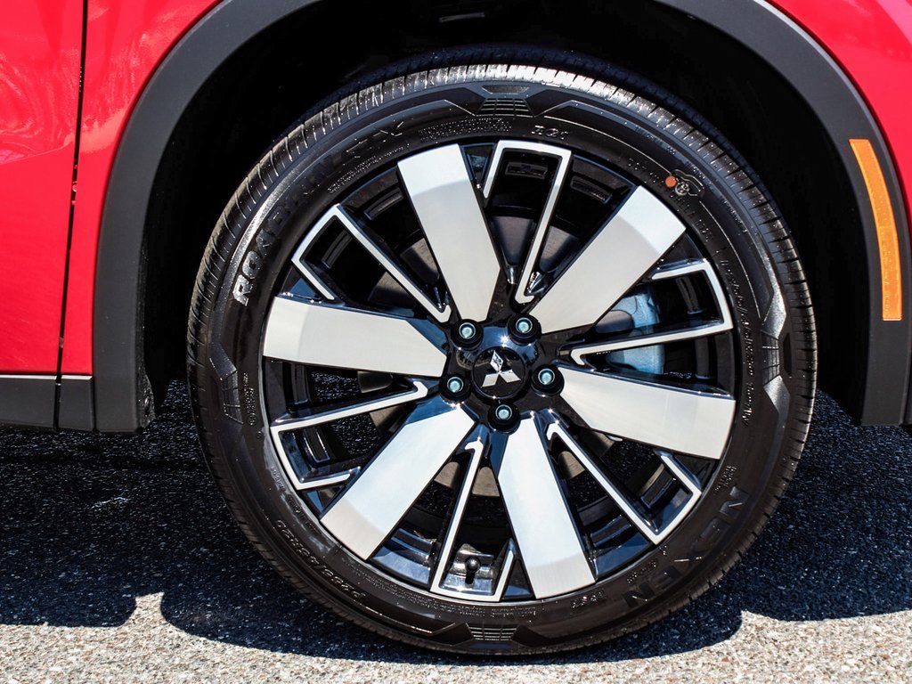 2025 Mitsubishi Outlander SE - Photo 7