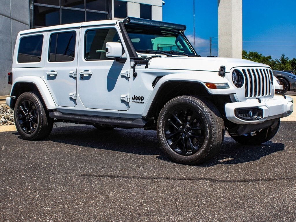 2021 Jeep Wrangler Unlimited Sahara High Altitude photo 3