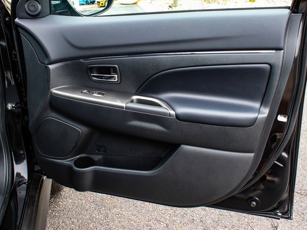 2024 Mitsubishi Outlander Sport SE - Photo 13