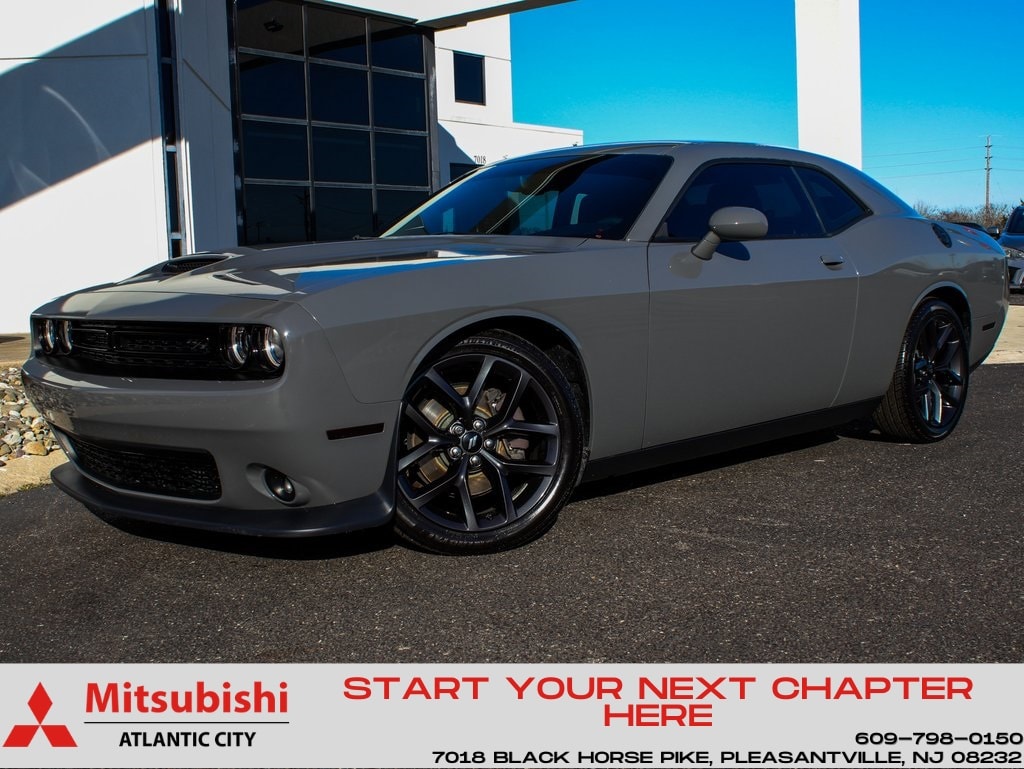 2019 Dodge Challenger R/T's photo