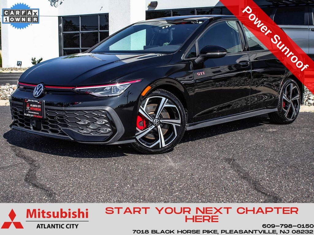 Used 2025 Volkswagen Golf GTI 2.0T SE Hatchback