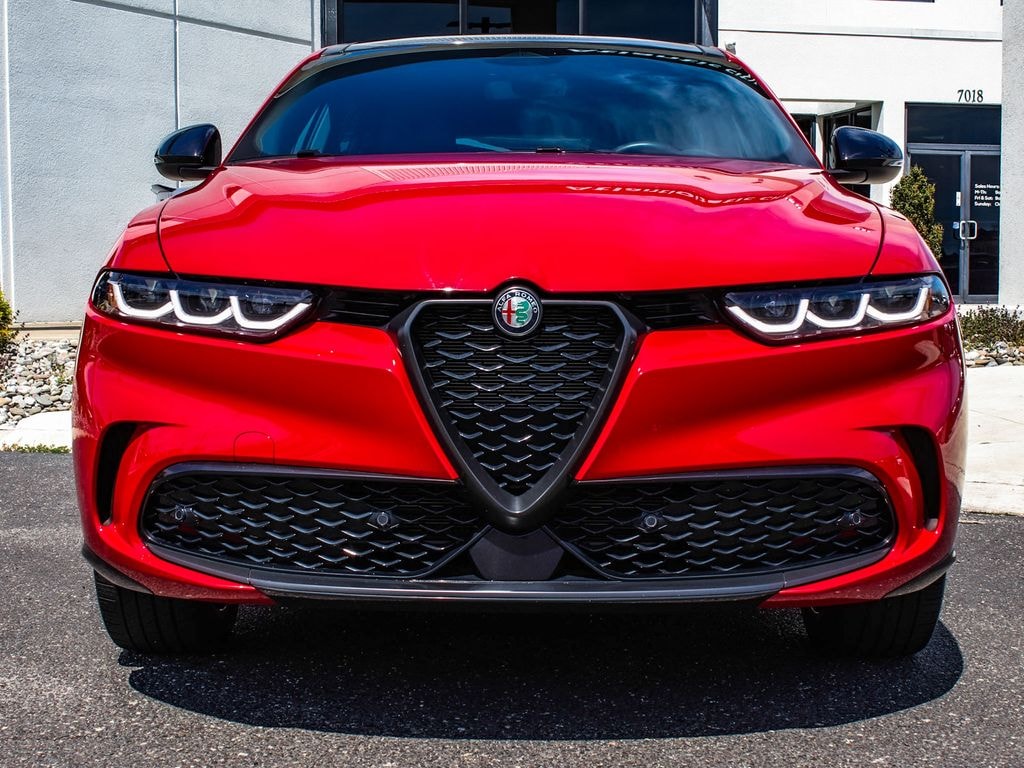 Used 2024 Alfa Romeo Tonale Veloce SUV