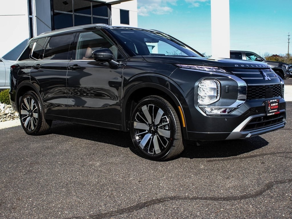 New 2025 Mitsubishi Outlander SEL SUV