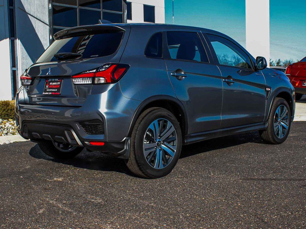 2025 Mitsubishi Outlander Sport ES - Photo 6