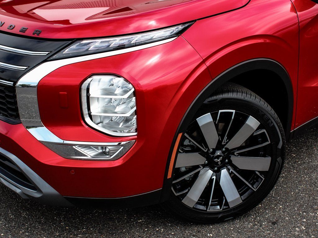 2025 Mitsubishi Outlander SE - Photo 49