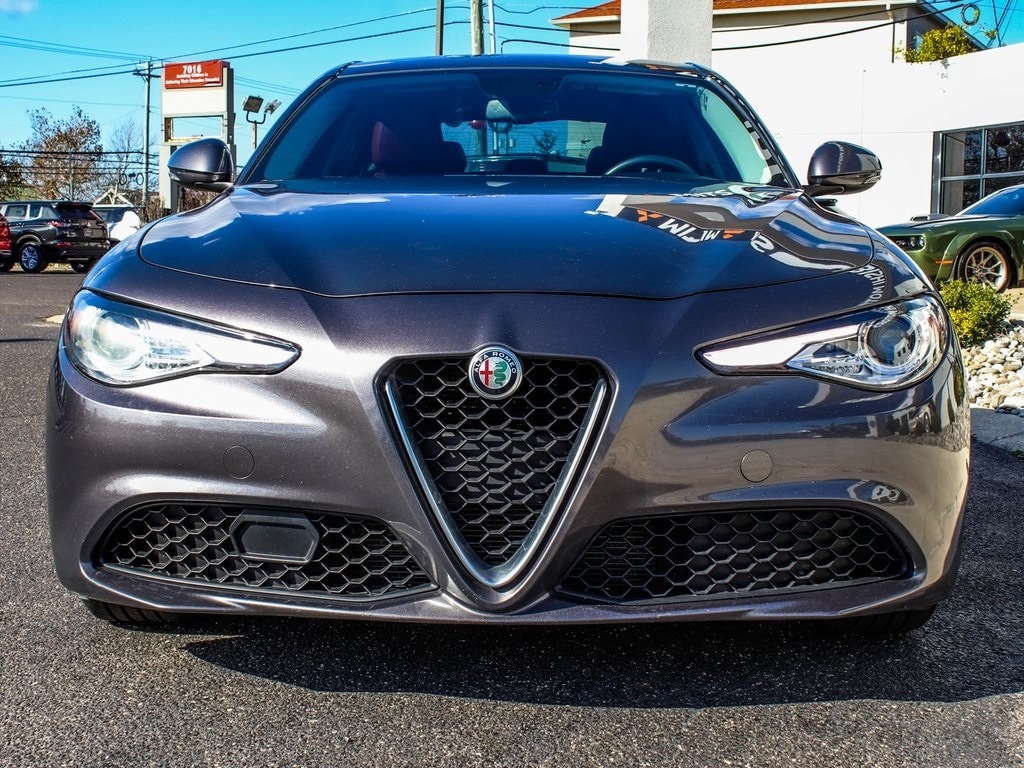 Used 2018 Alfa Romeo Giulia  Sedan