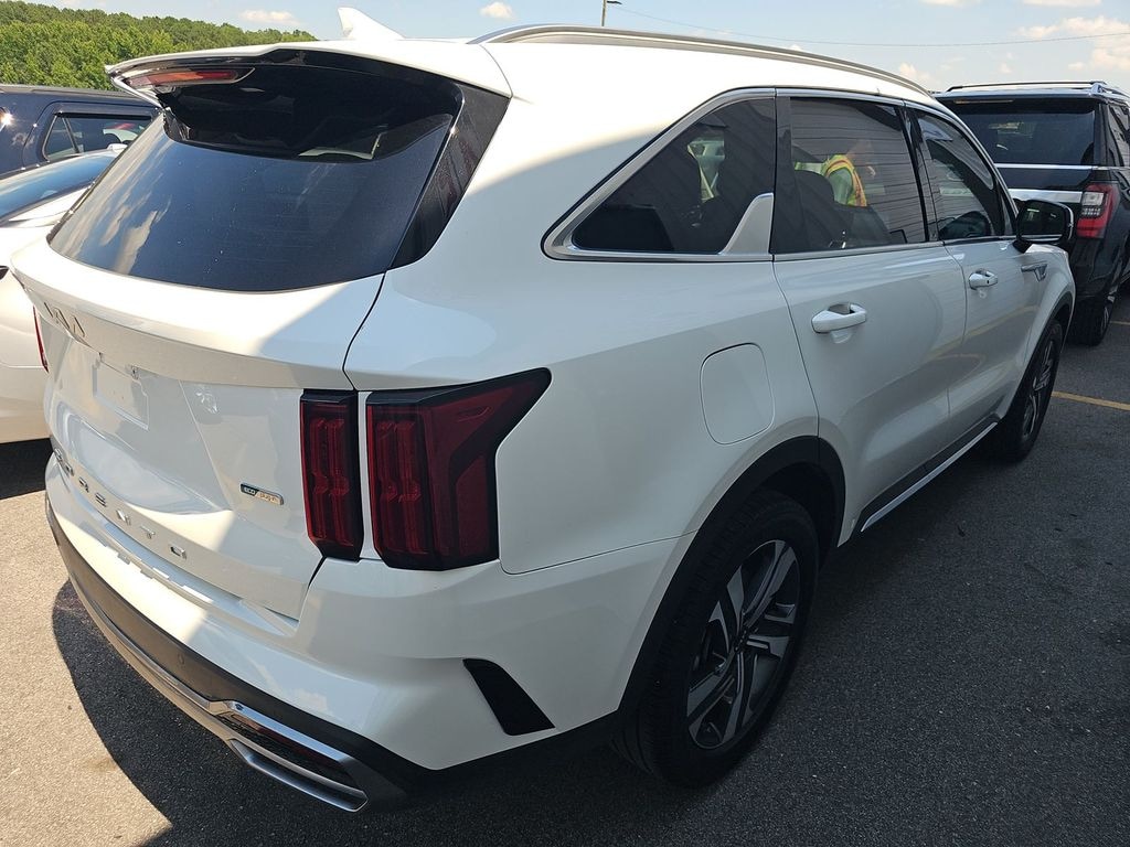 Used 2022 Kia Sorento Plug-In Hybrid SX SUV