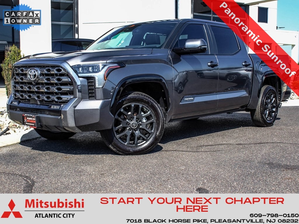 2024 Toyota Tundra Platinum's photo