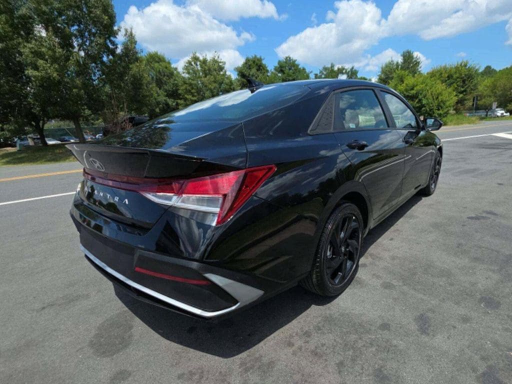 Used 2026 Hyundai Elantra SEL Sport Sedan