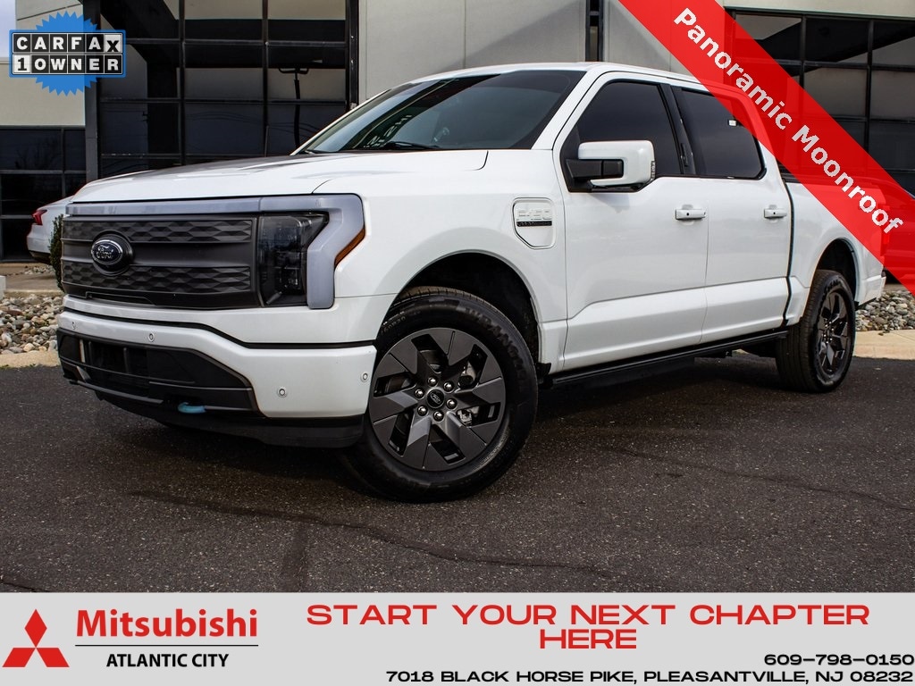 2023 Ford F-150 Lightning Lariat's photo