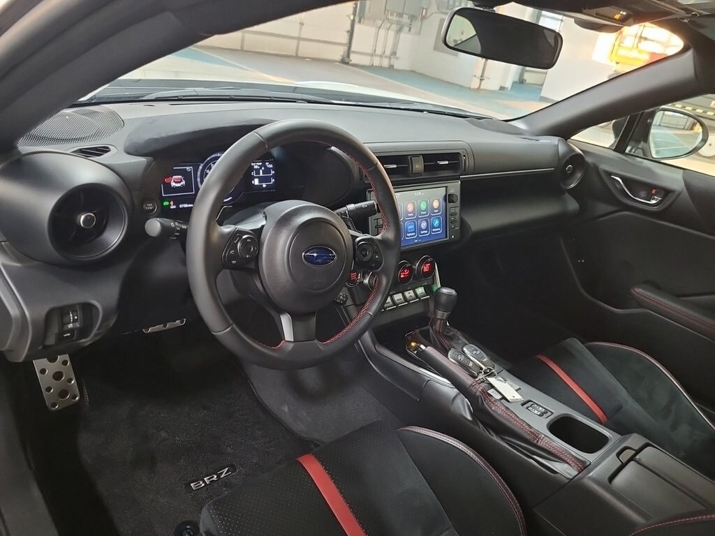 2023 Subaru BRZ Limited photo 3