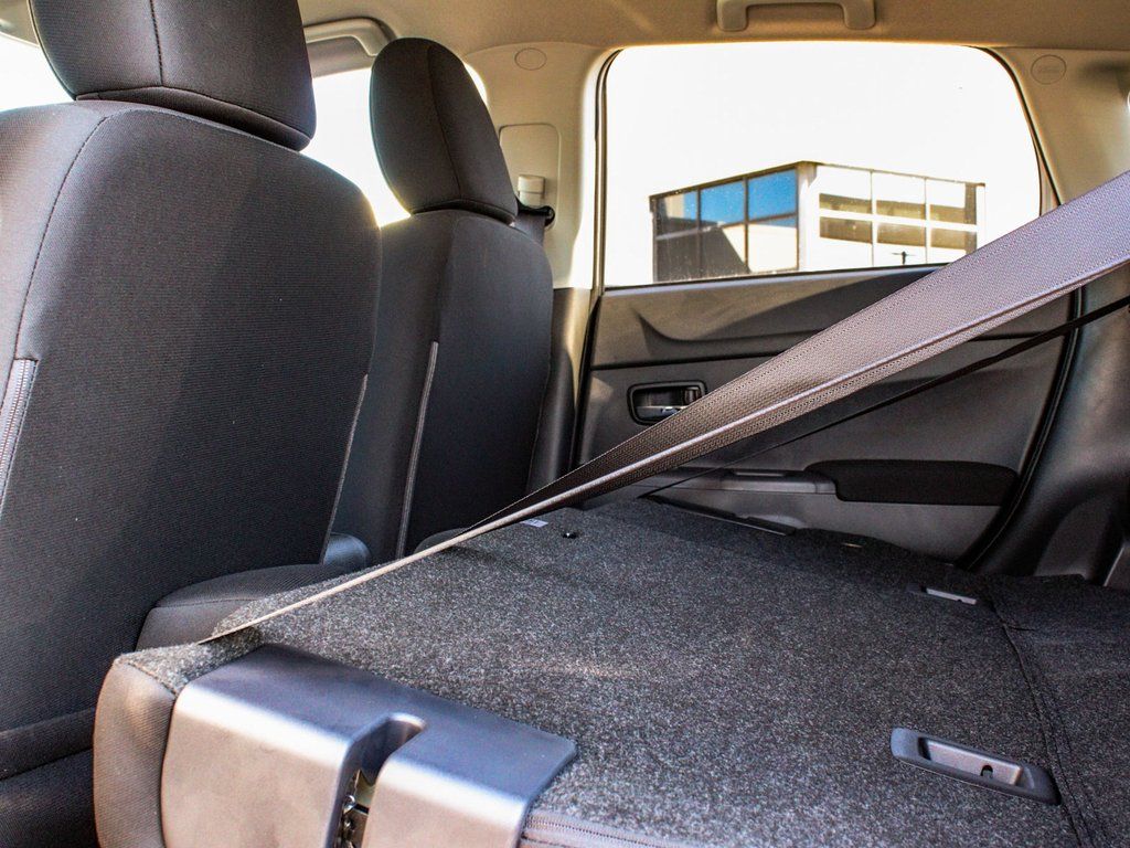 2025 Mitsubishi Outlander Sport ES - Photo 33