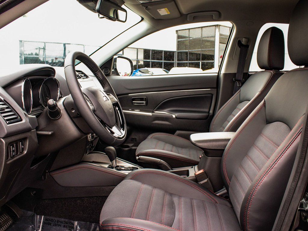 2024 Mitsubishi Outlander Sport SE - Photo 30