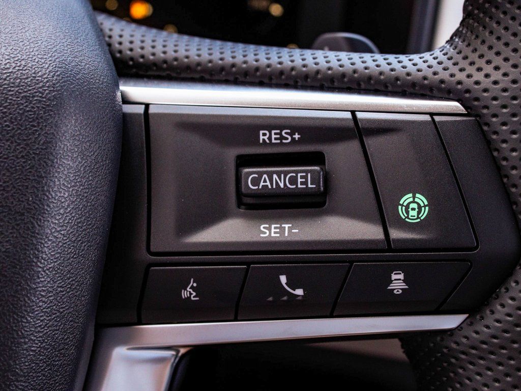 2025 Mitsubishi Outlander SE - Photo 28