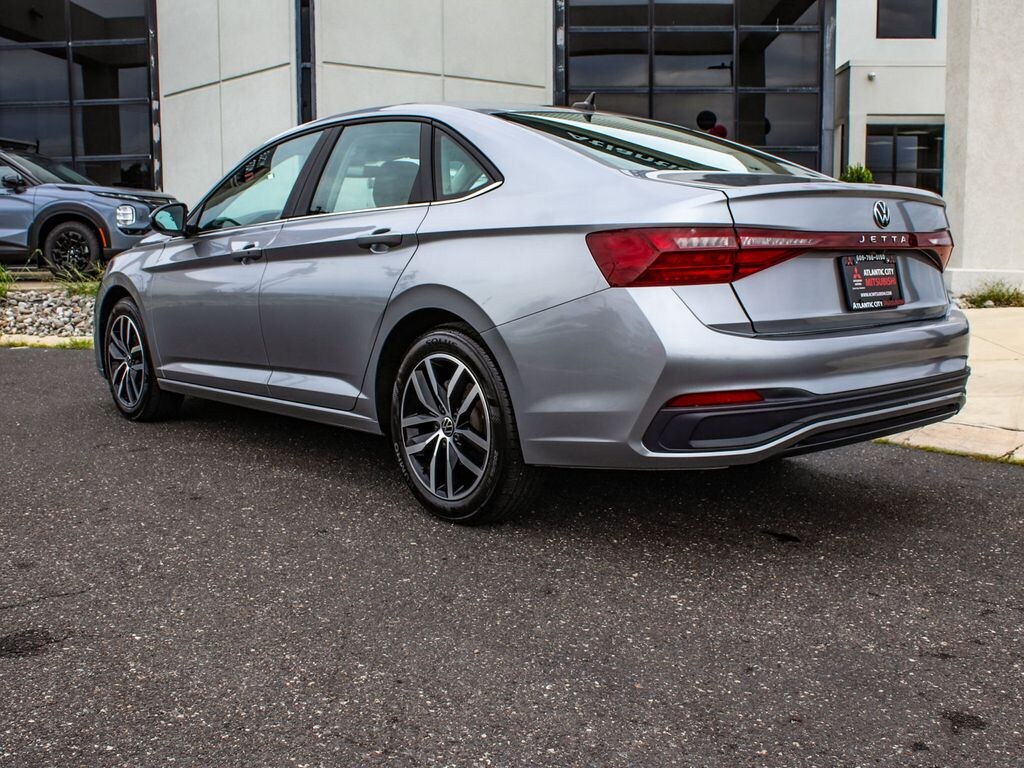 Used 2026 Volkswagen Jetta 1.5T SE Sedan