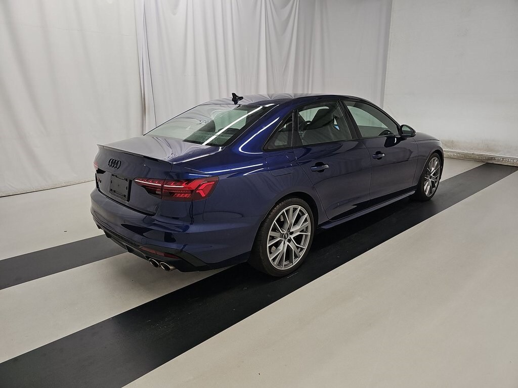 2022 Audi S4 Base Premium Plus photo 2