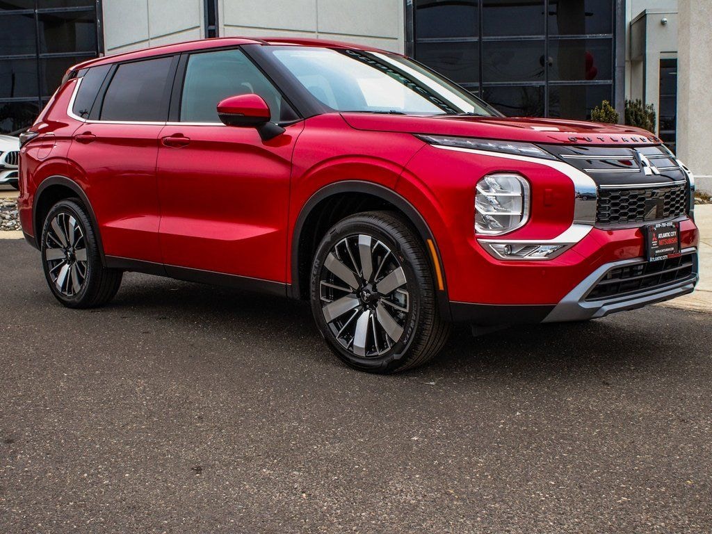 New 2026 Mitsubishi Outlander SE SUV