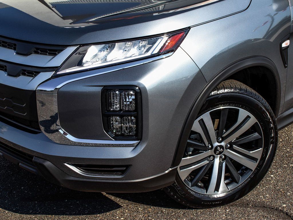 2025 Mitsubishi Outlander Sport ES - Photo 44