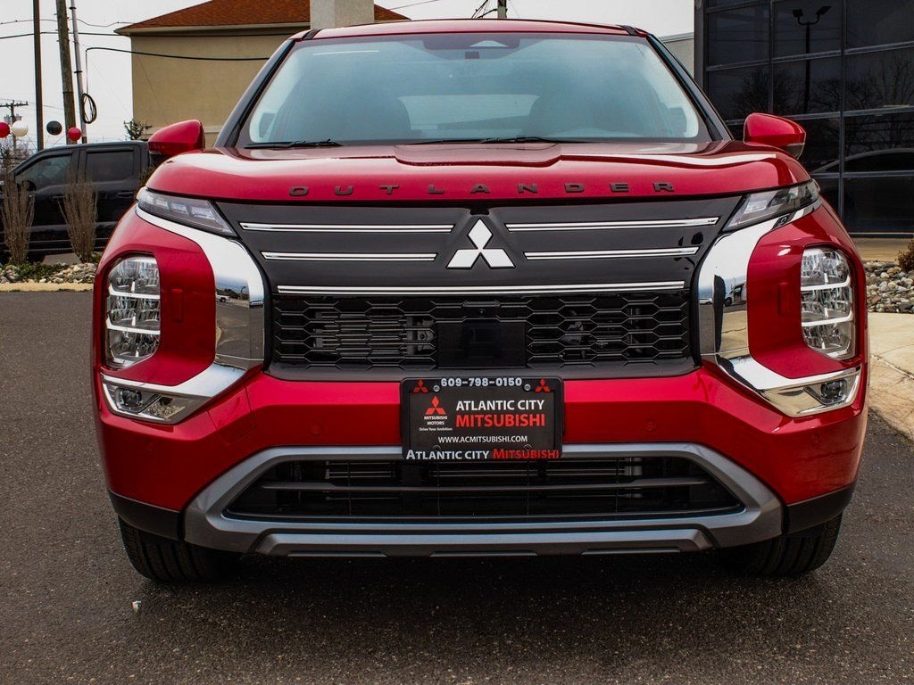 New 2026 Mitsubishi Outlander SE SUV