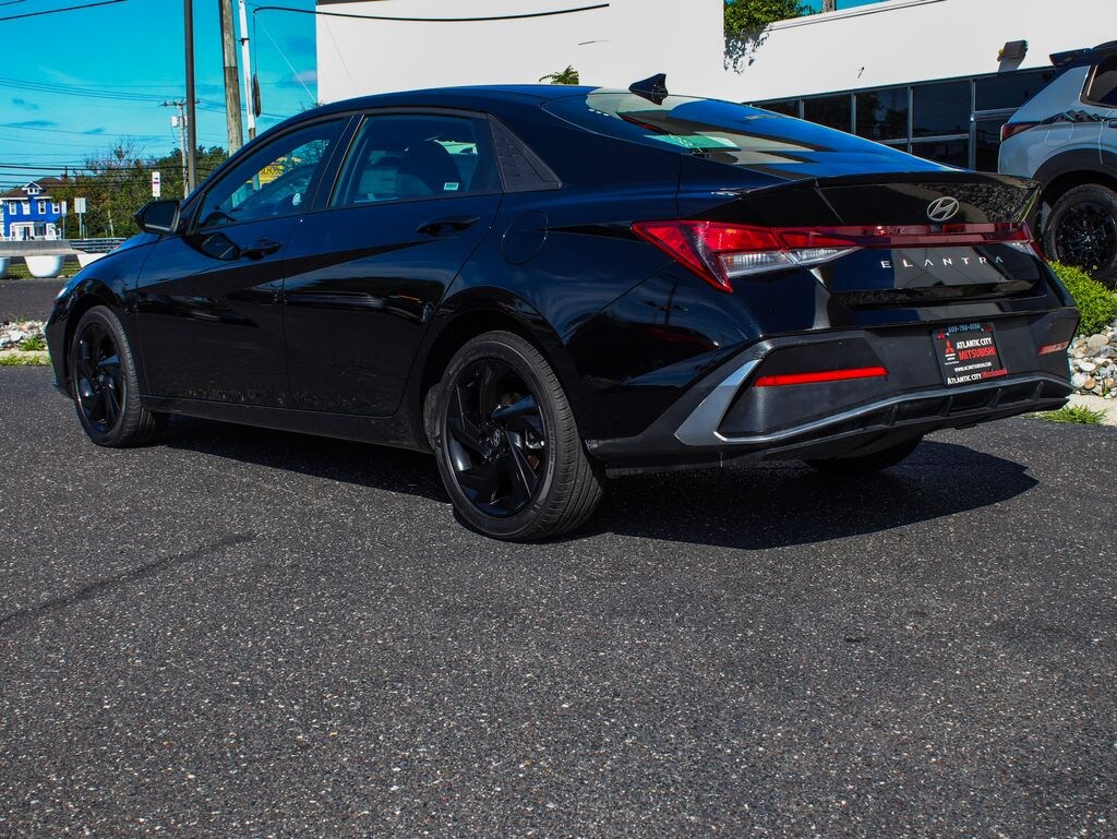 Used 2026 Hyundai Elantra SEL Sport Sedan