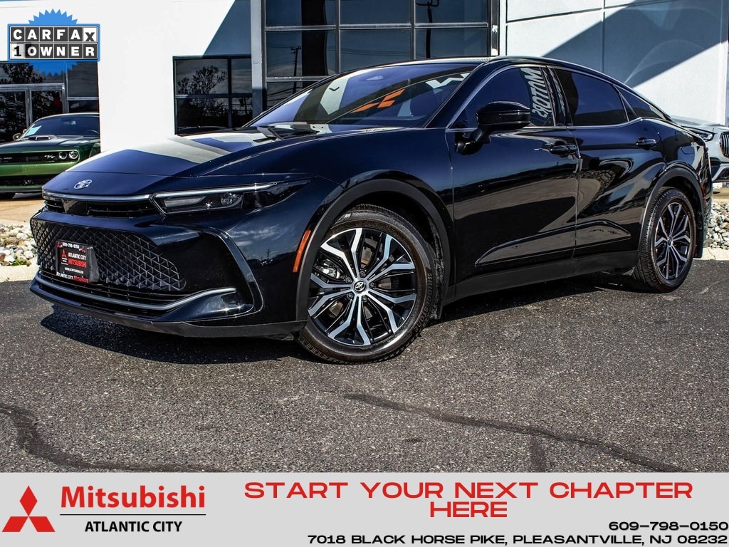 2024 Toyota Crown XLE's photo