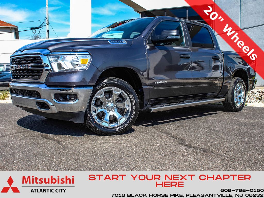 2024 RAM 1500 Big Horn/Lone Star 4x4 Crew Cab 5'7's photo