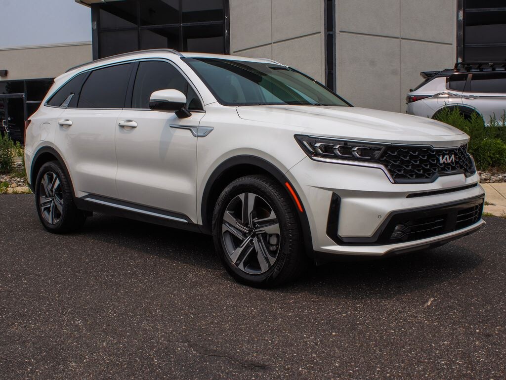 Used 2022 Kia Sorento Plug-In Hybrid SX SUV