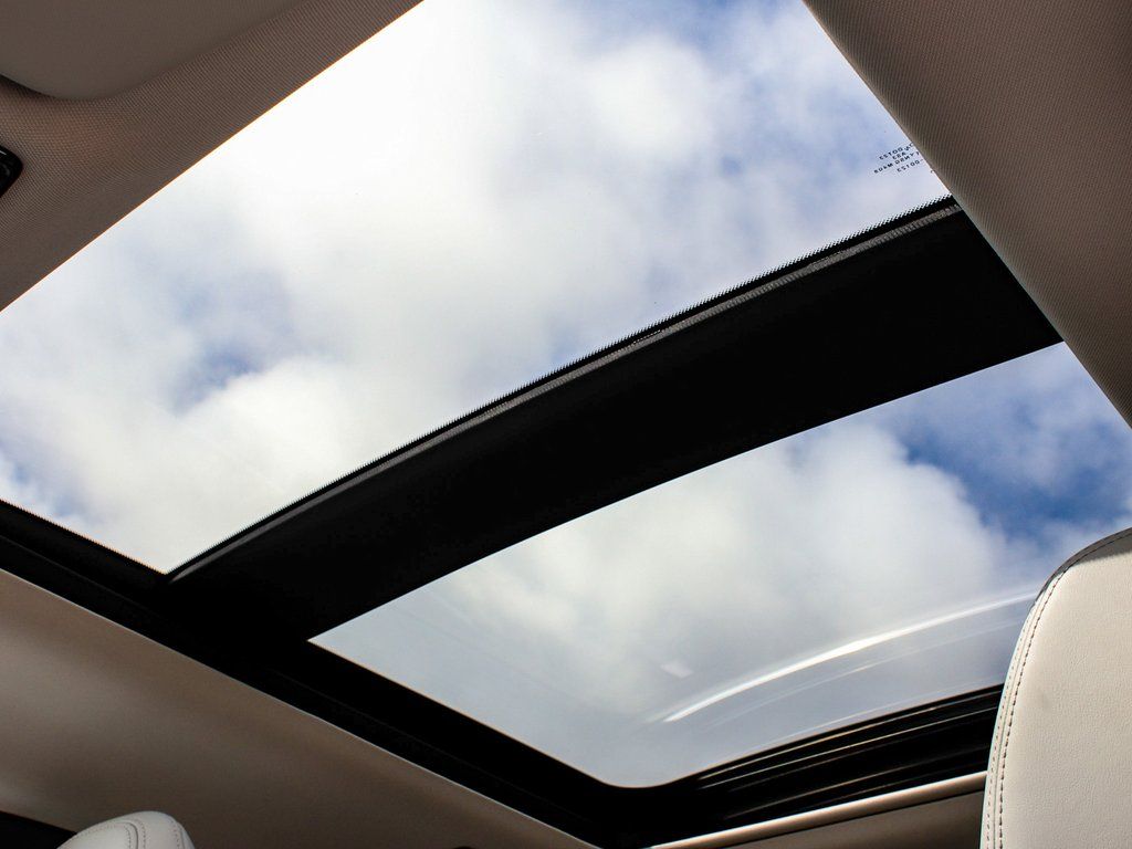 2025 Mitsubishi Outlander SE - Photo 44
