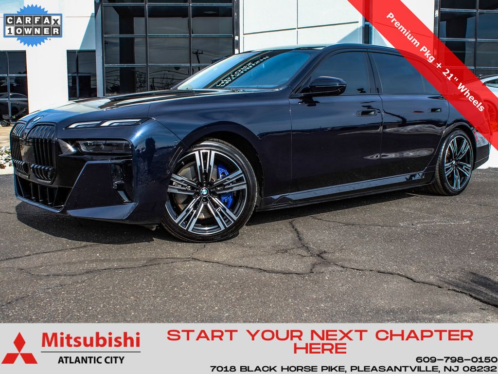 2024 BMW i7 xDrive60's photo