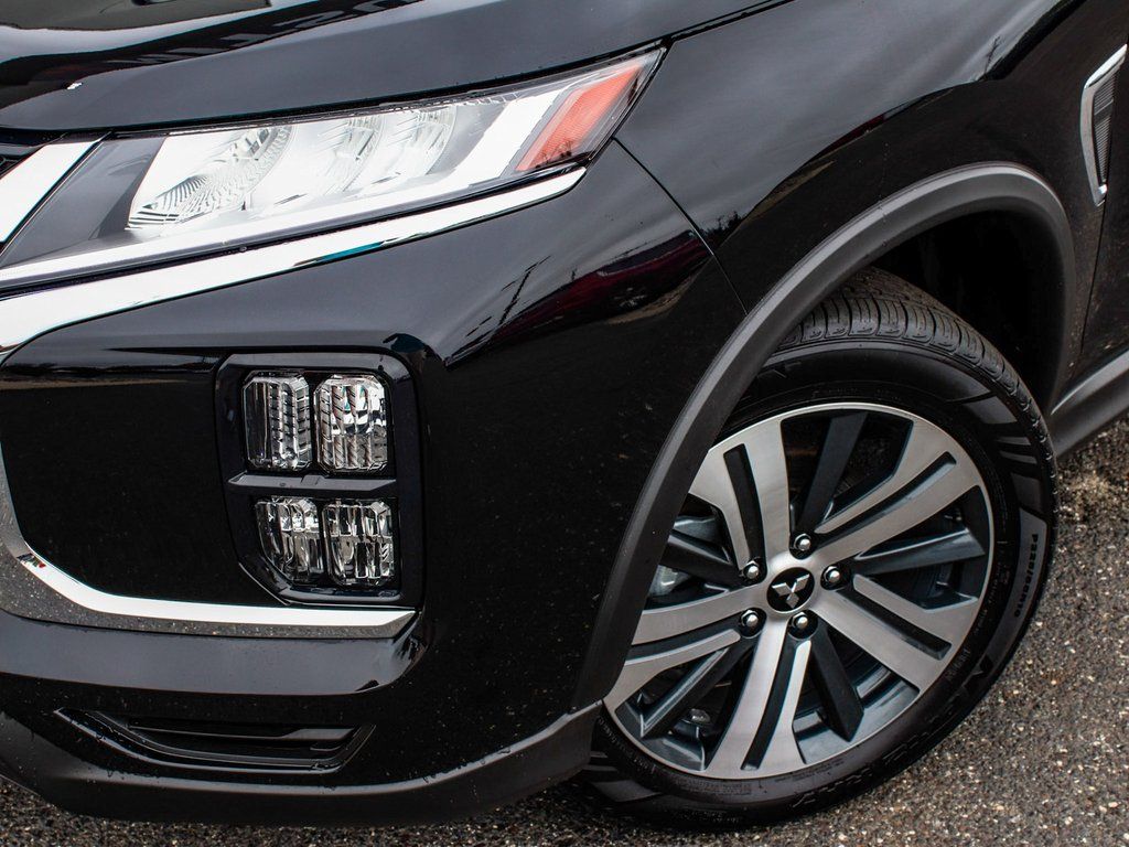 2024 Mitsubishi Outlander Sport SE - Photo 45