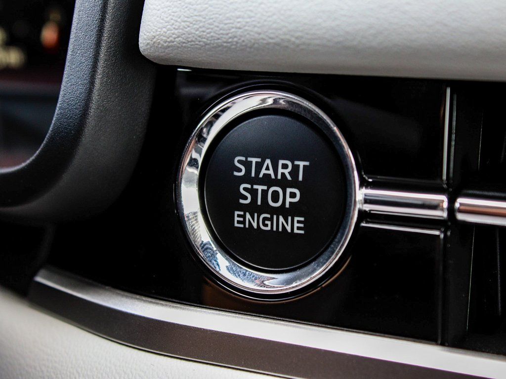2025 Mitsubishi Outlander SE - Photo 30