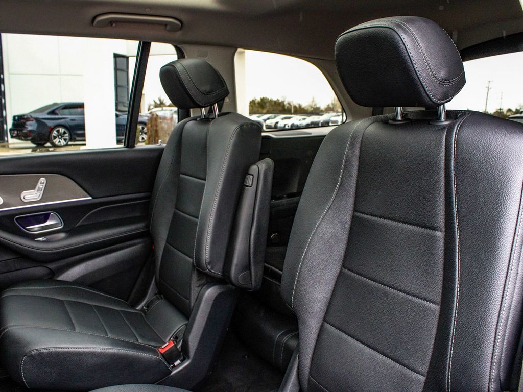 2022 Mercedes-Benz GLS GLS450 - Photo 36