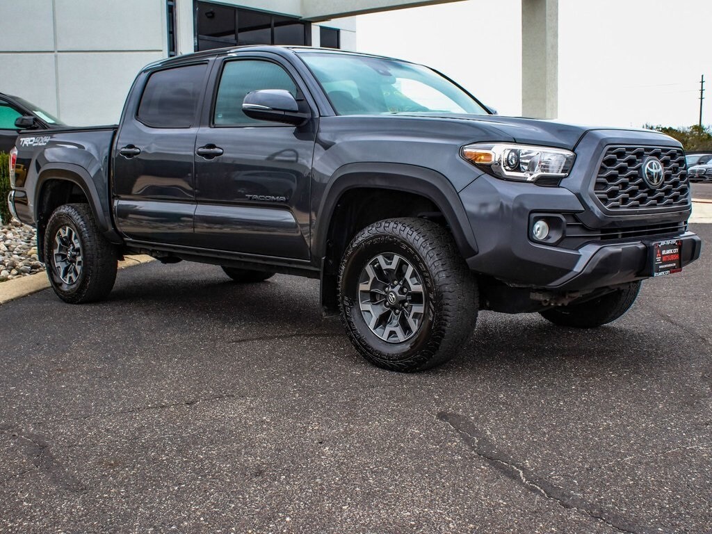 2020 Toyota Tacoma SR5 V6 photo 3