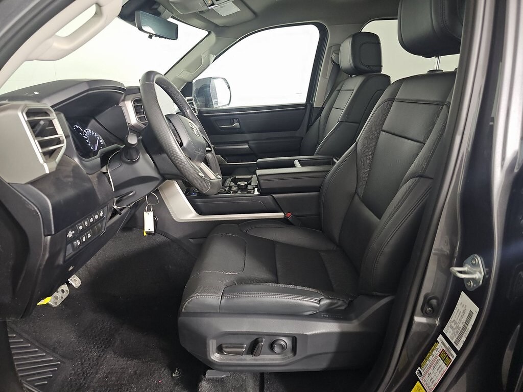 2024 Toyota Tundra SR5 photo 3