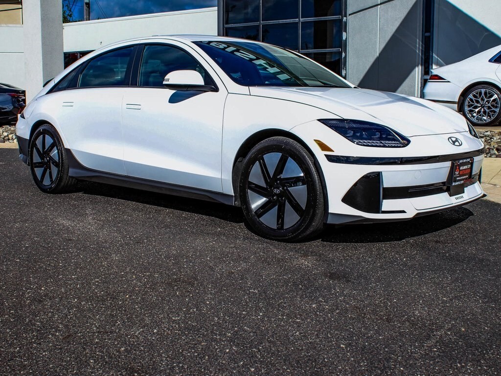 2023 Hyundai Ioniq 6 SE photo 3