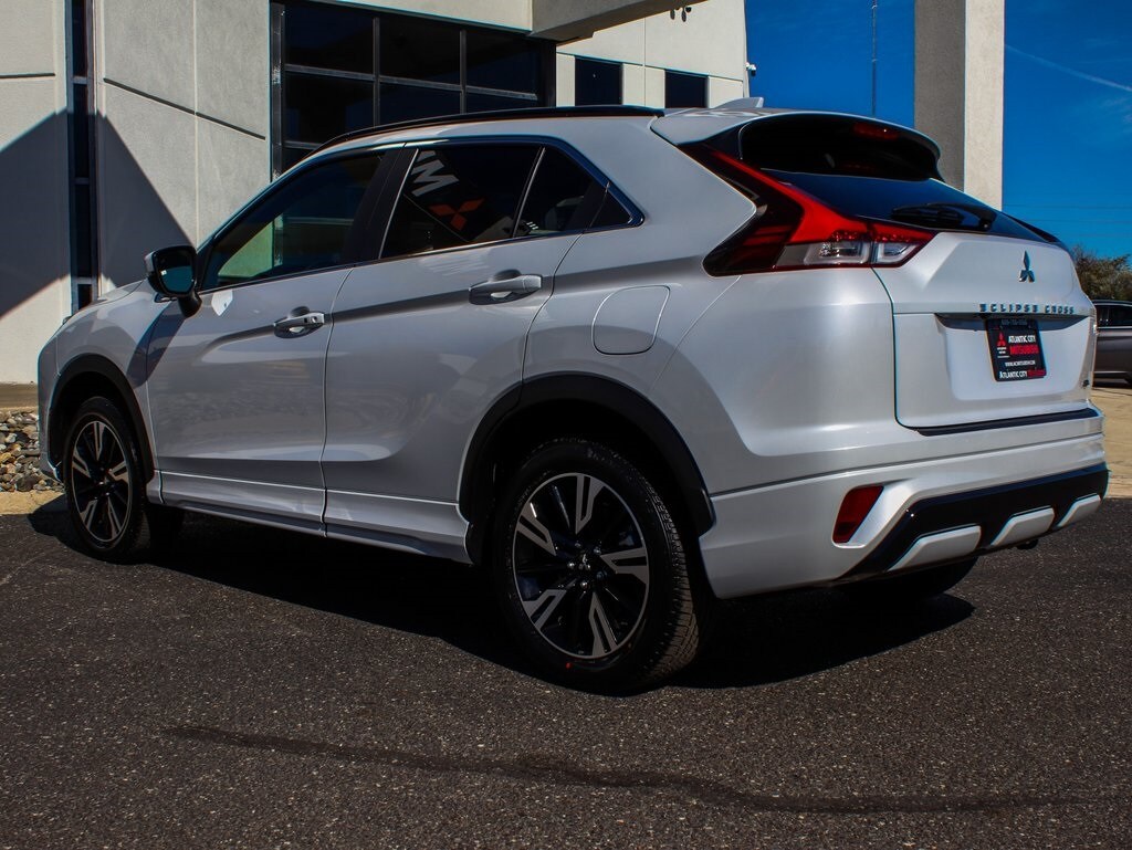 2026 Mitsubishi Eclipse Cross SEL photo 4
