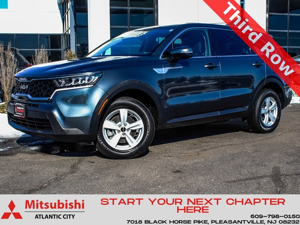 Used 2023 Kia Sorento LX SUV