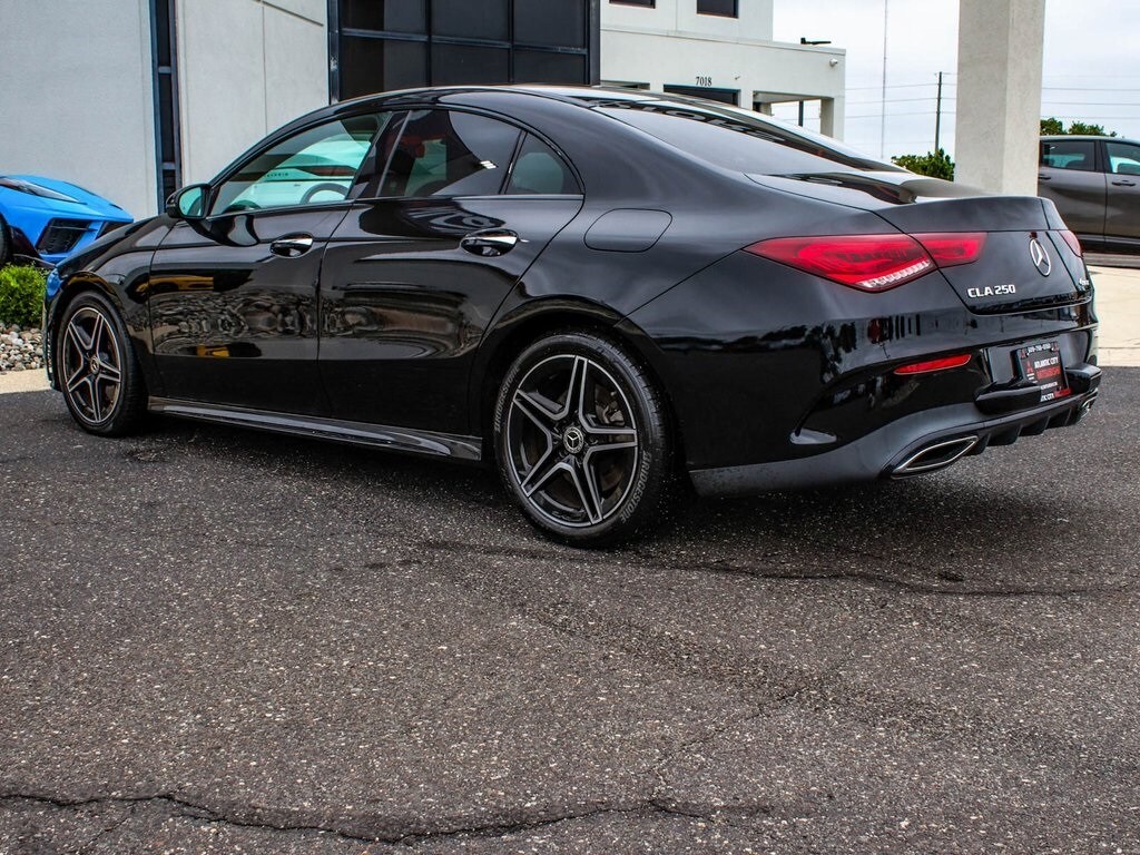 2022 Mercedes Benz CLA 250 4MATIC photo 4