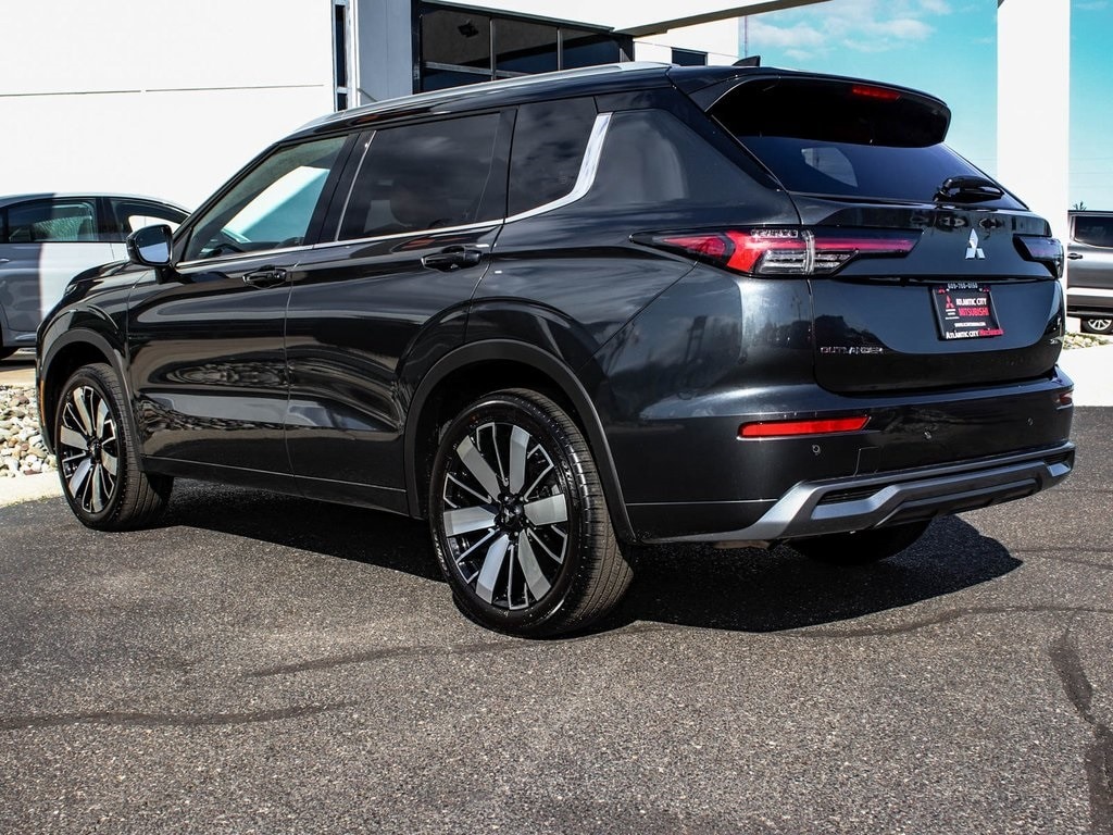 New 2025 Mitsubishi Outlander SEL SUV