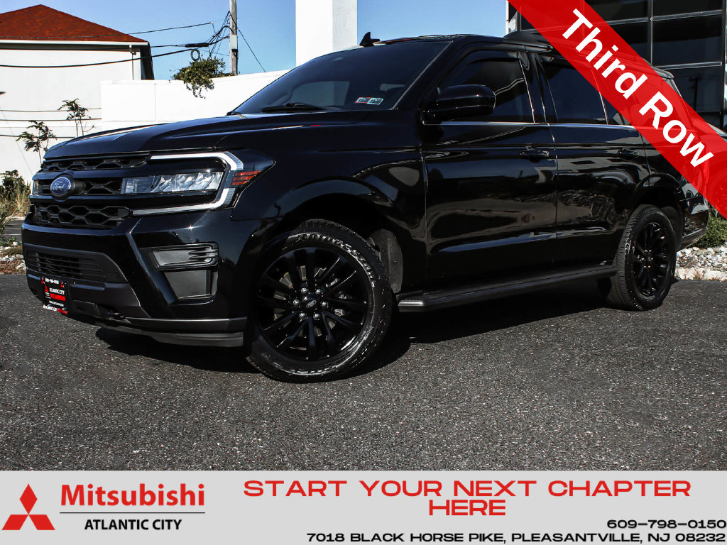 Used 2023 Ford Expedition XLT SUV