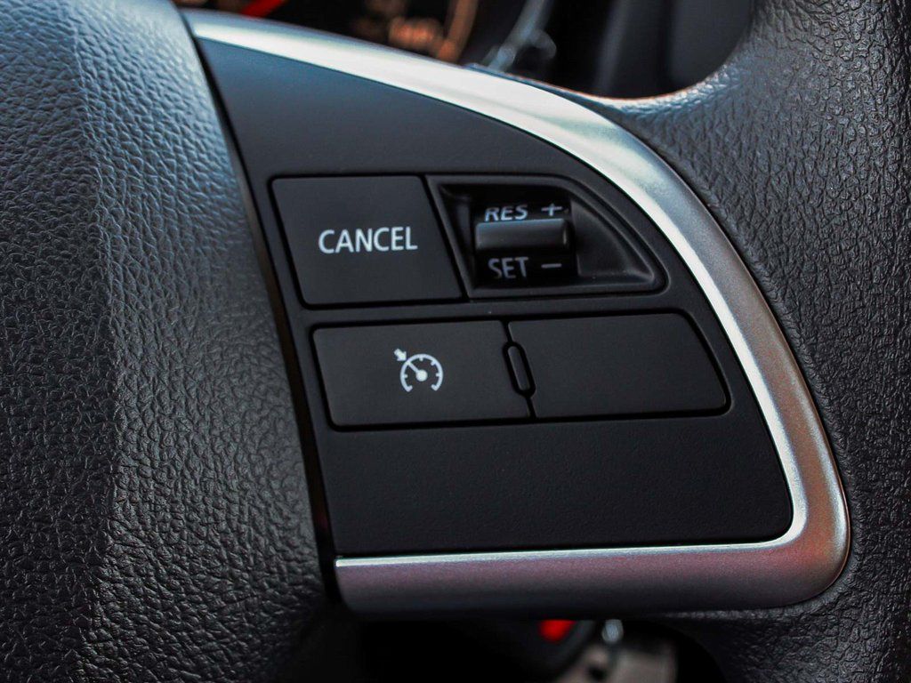 2025 Mitsubishi Outlander Sport ES - Photo 24