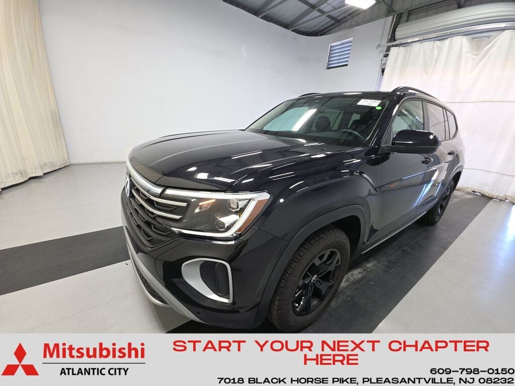 Used 2024 Volkswagen Atlas 2.0T Peak Edition SE w/Technology SUV