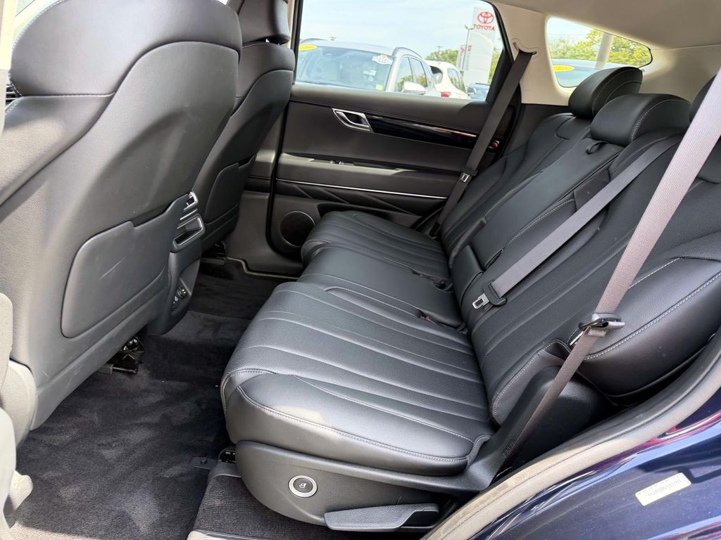 2026 GENESIS GV80 Standard - Photo 12
