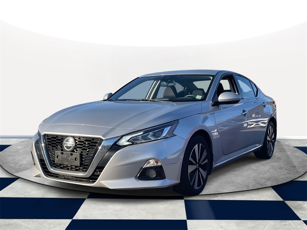 Used 2019 Nissan Altima 2.5 SV Sedan