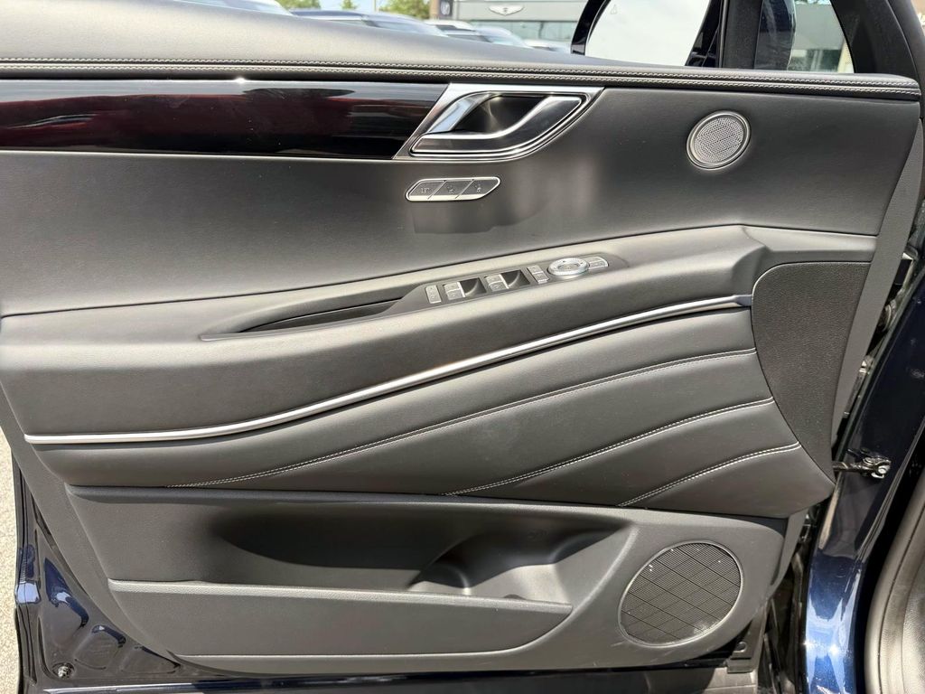 2026 GENESIS GV80 Standard - Photo 19