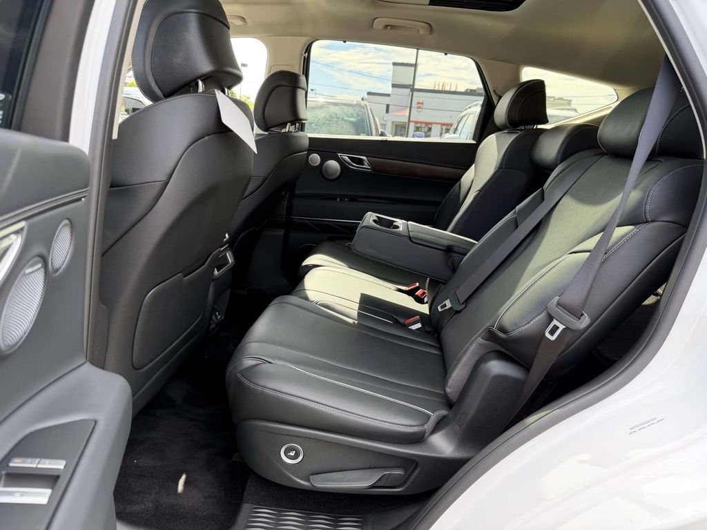 2025 GENESIS GV80 Advanced - Photo 20