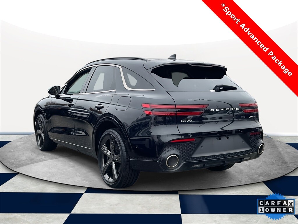 2025 Genesis GV70 3.5T Sport photo 3